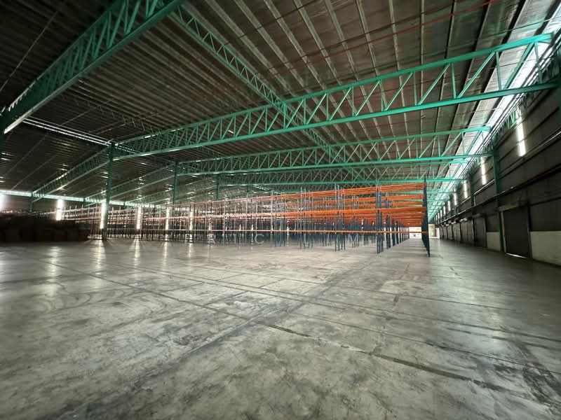 Warehouse for Rent in Taman Perindustrian Usj 1 (Subang Jaya) - Eric Lim - Interior - PropertyGuru.com.my