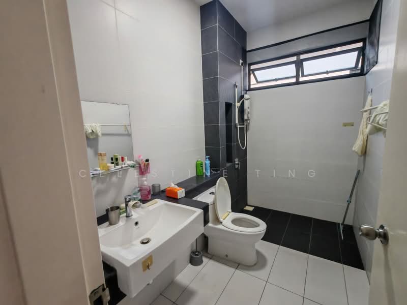 Semi-Detached House for Rent in Eco Majestic (Semenyih) - Celestine Ting - Bathroom - PropertyGuru.com.my