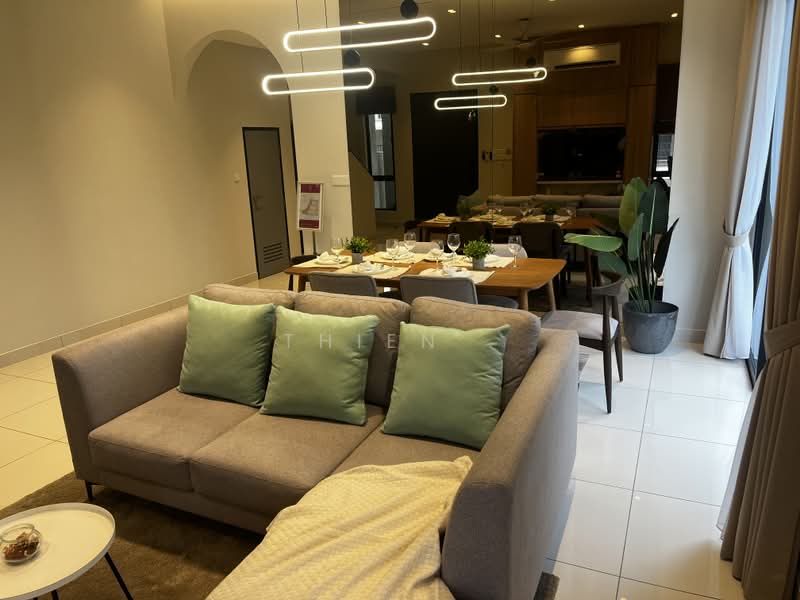 Rumah Kluster untuk Dijual di Alam Impian (Shah Alam) - Thien . - Living Room - PropertyGuru.com.my