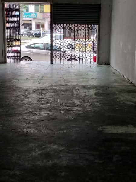 Shop for Rent in Taman Desa Cemerlang (Ulu Tiram) - Sze Lee - Exterior - PropertyGuru.com.my