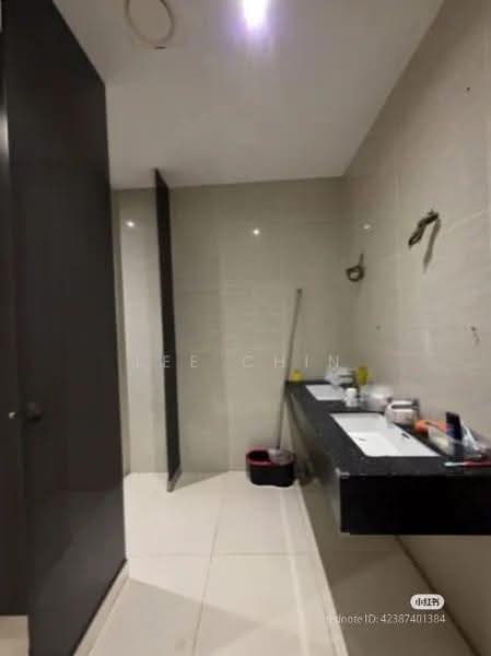 Commercial Bungalow for Sale in Bukit Ceylon (KL City Centre) - Lee Chin - Bathroom - PropertyGuru.com.my