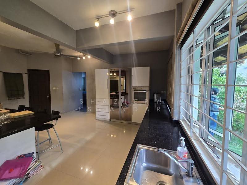2-storey Terraced House for Sale in Seksyen 5 (Kota Damansara) - Shaziery Iskandar - Kitchen - PropertyGuru.com.my