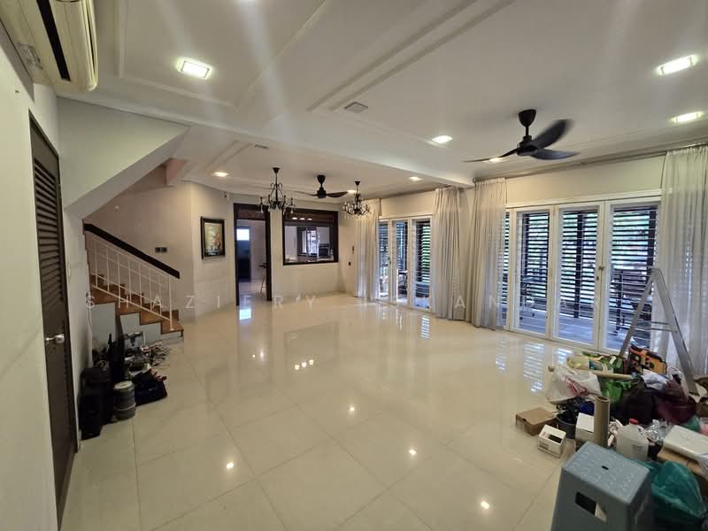 2-storey Terraced House for Sale in Seksyen 5 (Kota Damansara) - Shaziery Iskandar - Living Room - PropertyGuru.com.my