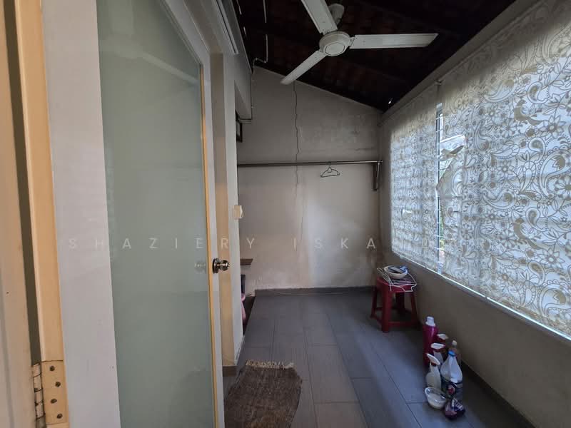 2-storey Terraced House for Sale in Seksyen 5 (Kota Damansara) - Shaziery Iskandar - Balcony - PropertyGuru.com.my