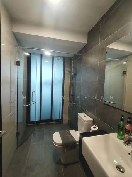 Pangsapuri untuk Dijual di Almas - Shi May Yeong - Bathroom - PropertyGuru.com.my