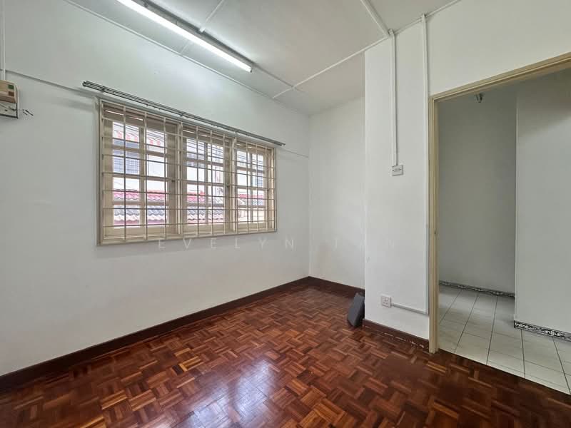 2-storey Terraced House for Sale in SS19, SS 19, Subang Jaya, usj (Subang Jaya) - Evelyn Tan - PropertyGuru.com.my