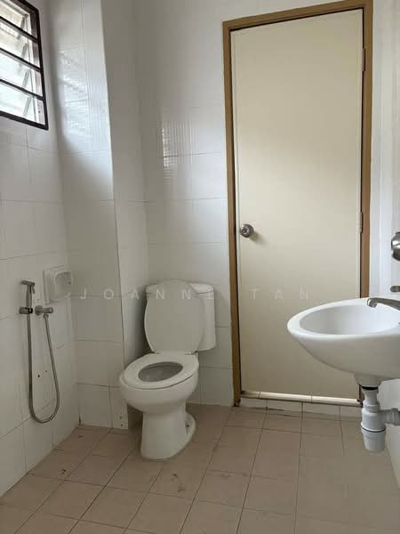 Rumah Teres 2 Tingkat untuk Dijual di Alam Nusantara (Setia Alam) - Joanne Tan - Bathroom - PropertyGuru.com.my