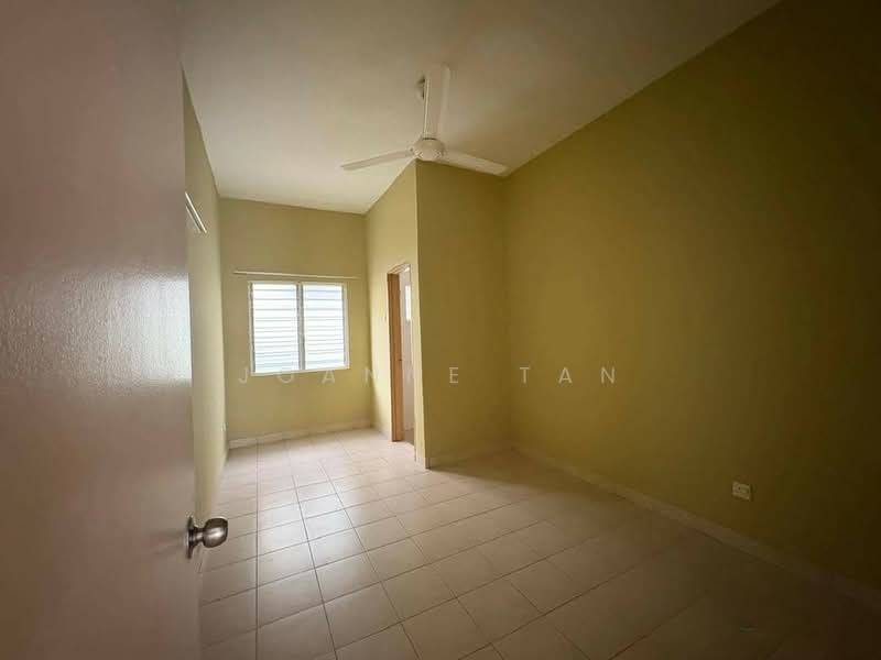 Rumah Teres 2 Tingkat untuk Dijual di Alam Nusantara (Setia Alam) - Joanne Tan - Interior - PropertyGuru.com.my