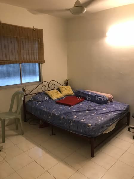 Rumah Flat untuk Disewa di Desa Ixora - Rainny Wong - Bedroom - PropertyGuru.com.my