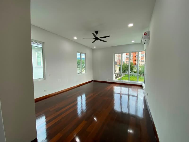 Bungalow for Rent in Ukay Bistari (Ulu Kelang) - Diren Tee - Interior - PropertyGuru.com.my