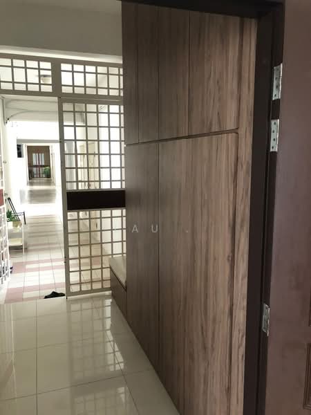 Kondominium untuk Disewa di Coastal Tower - LAU . - Corridor - PropertyGuru.com.my