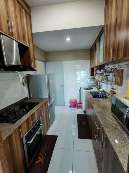 Service Residence for Sale at The Sky Executive Suites - Shi May Yeong - Kitchen - PropertyGuru.com.my