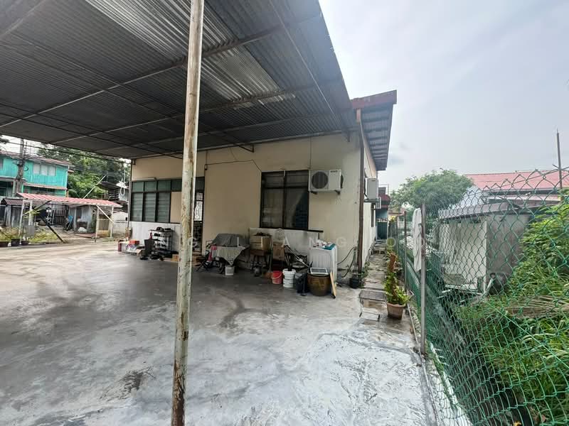 Shop for Sale in Air Hitam (Ayer Itam) - Tong Liang Ooi - Exterior - PropertyGuru.com.my