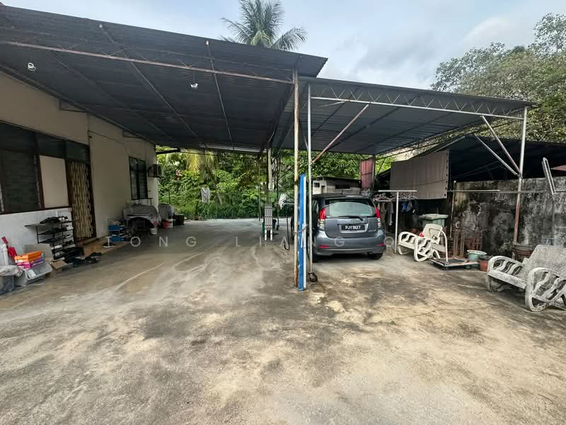 Shop for Sale in Air Hitam (Ayer Itam) - Tong Liang Ooi - Exterior - PropertyGuru.com.my