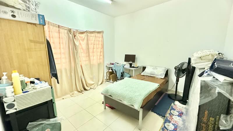 Condominium for Sale at Suriamas - Ahmad Farhi - Bedroom - PropertyGuru.com.my