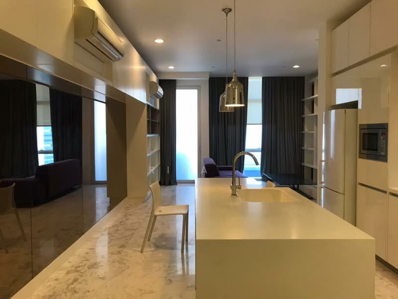Servis Apartment untuk Dijual di The Face Suites (Platinum Suites) - Rina . - Living Room - PropertyGuru.com.my