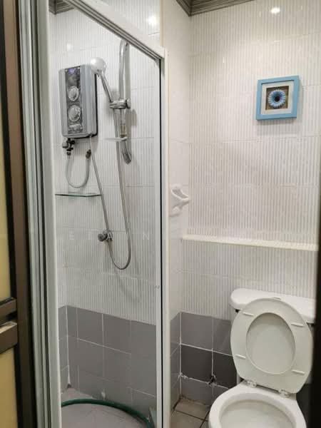 Kondominium untuk Dijual di Casa Puteri Condominium - Elaine Yap - Bathroom - PropertyGuru.com.my