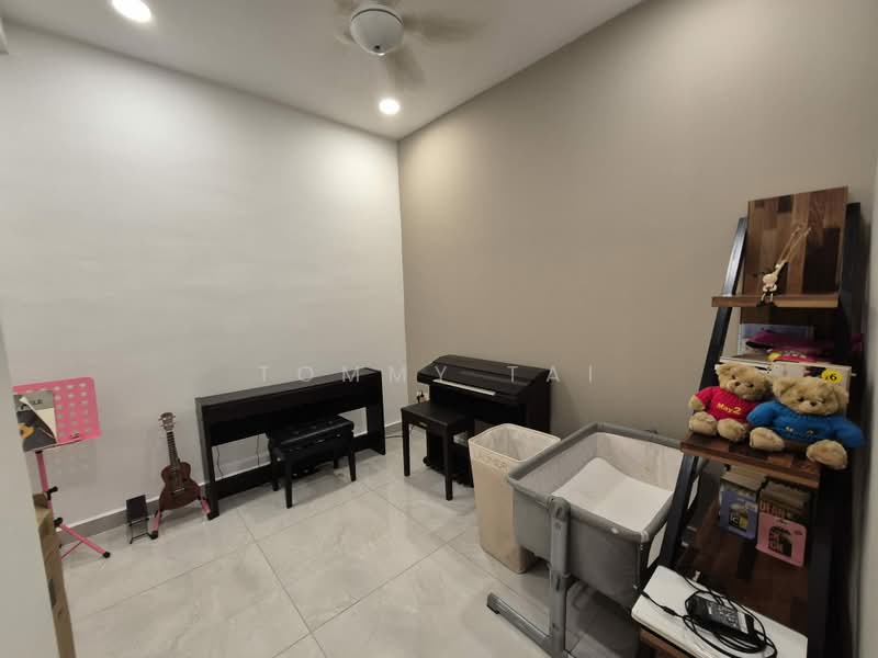 2-storey Terraced House for Sale in Bandar Dato Onn (Tebrau) - Tommy Tai - Study - PropertyGuru.com.my