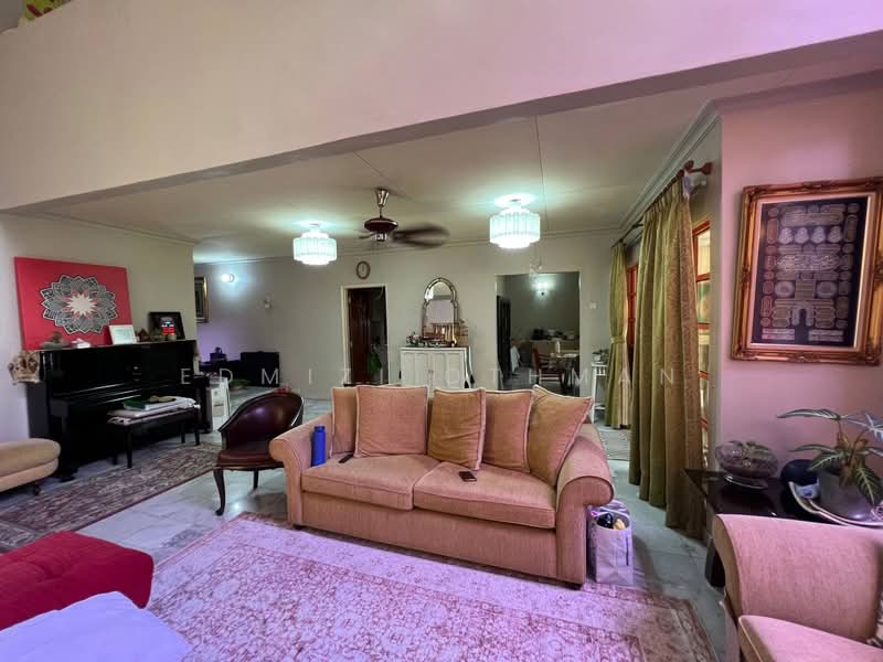 Bungalow for Sale in Taman Setiawangsa (Setiawangsa) - Edmizi Othman - Living Room - PropertyGuru.com.my