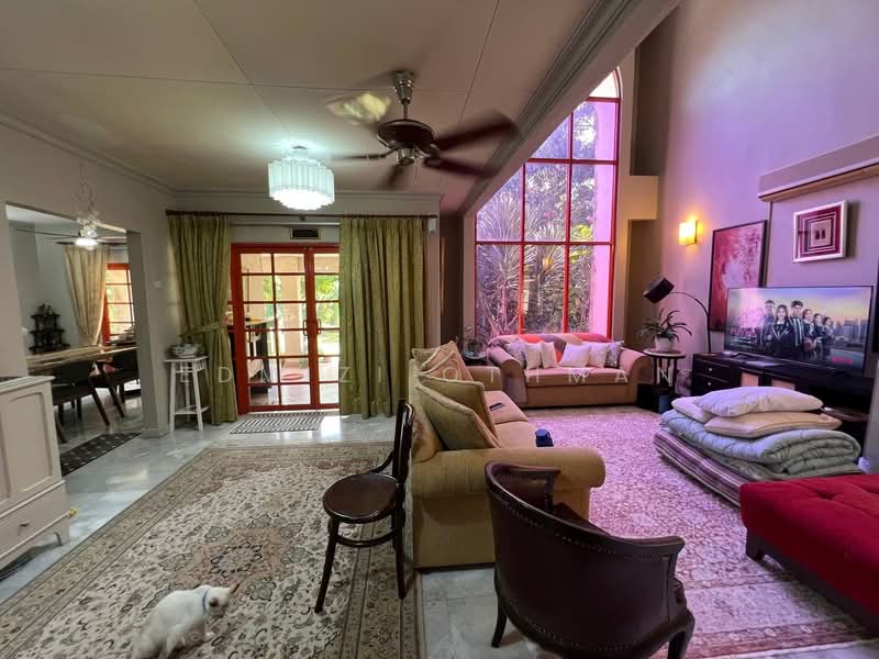 Bungalow for Sale in Taman Setiawangsa (Setiawangsa) - Edmizi Othman - Living Room - PropertyGuru.com.my