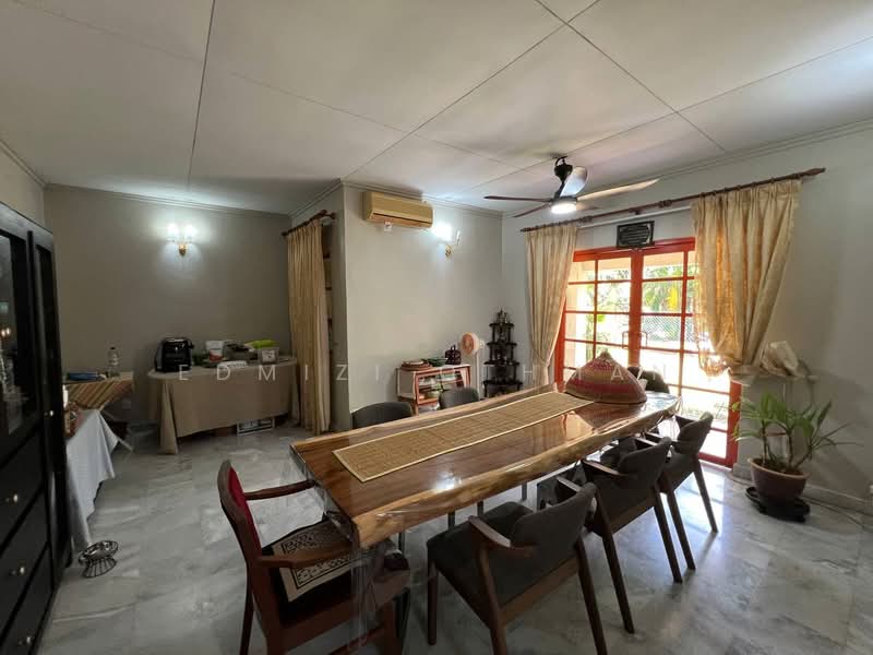 Bungalow for Sale in Taman Setiawangsa (Setiawangsa) - Edmizi Othman - Dining Room - PropertyGuru.com.my