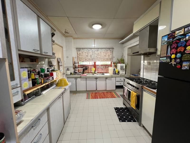 Bungalow for Sale in Taman Setiawangsa (Setiawangsa) - Edmizi Othman - Kitchen - PropertyGuru.com.my
