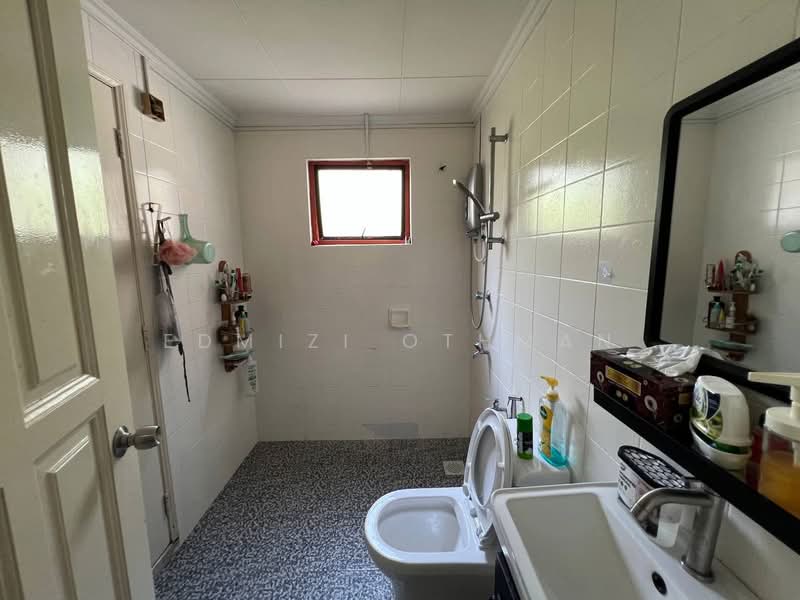 Bungalow for Sale in Taman Setiawangsa (Setiawangsa) - Edmizi Othman - Bathroom - PropertyGuru.com.my