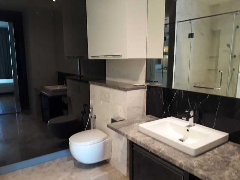 Servis Apartment untuk Dijual di The Face Suites (Platinum Suites) - Rina . - Bathroom - PropertyGuru.com.my