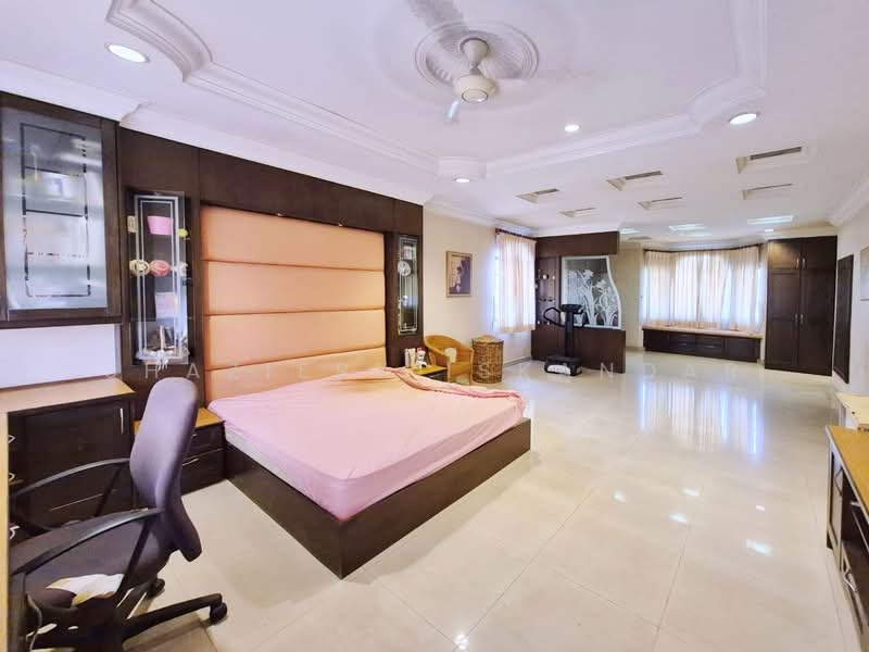 Bungalow House for Sale in Seksyen 6 (Kota Damansara) - Shaziery Iskandar - Bedroom - PropertyGuru.com.my
