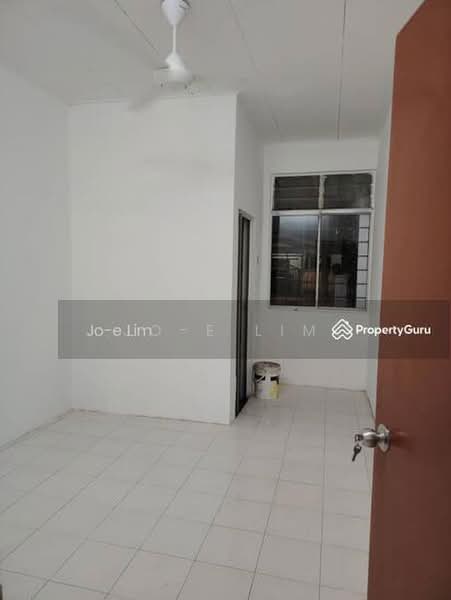 Rumah Teres 1-Tingkat untuk Dijual di Taman Gadong Jaya (Labu) - Jo-e Lim - Interior - PropertyGuru.com.my