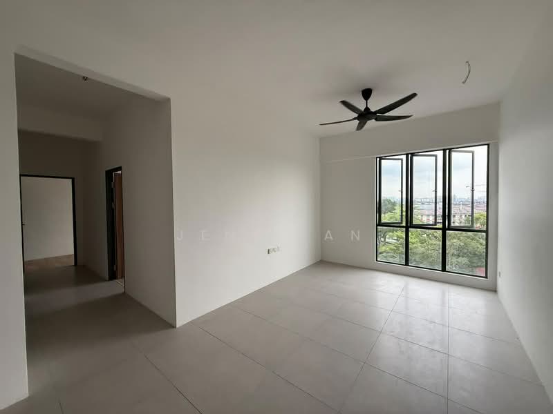 Servis Apartment untuk Dijual di The Glen - Jeno Tan - Living Room - PropertyGuru.com.my