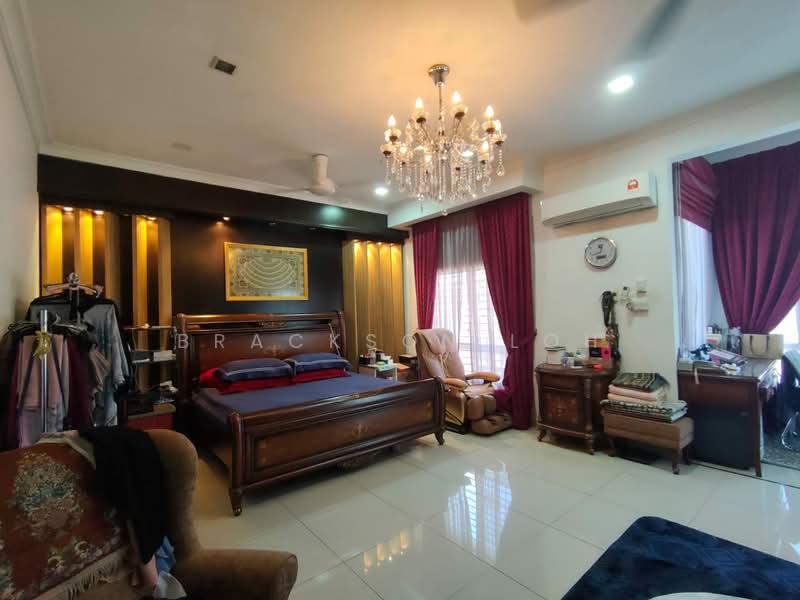 Semi-Detached House for Sale in Taman Melawati (Ulu Kelang) - Brackson Loh - Master Bedroom - PropertyGuru.com.my