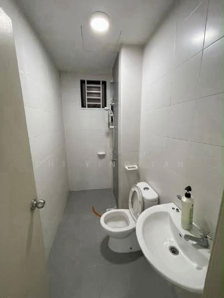 Servis Apartment untuk Dijual di Jentayu Residensi @ Tampoi - Shi Ying Tan - Bathroom - PropertyGuru.com.my