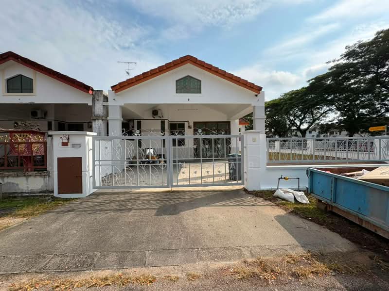 Rumah Teres 1 Tingkat untuk Dijual di Taman Puteri Wangsa (Ulu Tiram) - Evon Yap - Exterior - PropertyGuru.com.my