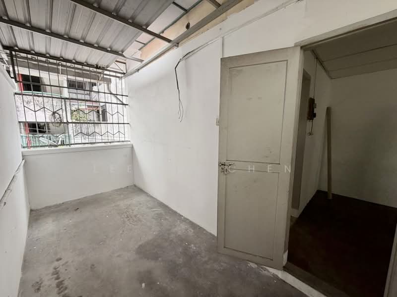 Shop for Sale in Jelutong (Penang) - Lee Xue Chen - Balcony - PropertyGuru.com.my