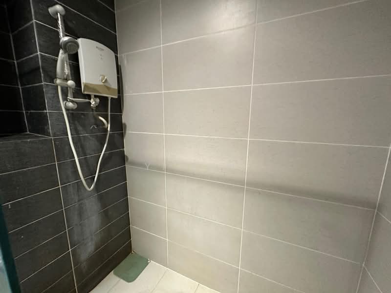 Servis Apartment untuk Disewa di Le Pavillion - Yi Jun - Bathroom - PropertyGuru.com.my