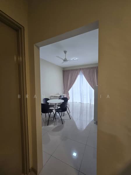 Pangsapuri untuk Disewa di Nadayu 801 - Brandon Chia - Dining Room - PropertyGuru.com.my