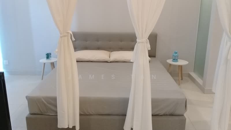 Servis Apartment untuk Disewa di Cyperus @ Tropicana Gardens - James Tan - Bedroom - PropertyGuru.com.my