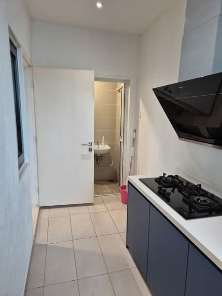 Condominium for Rent at Sky Condominium (Skyz Residence) - Yi Jun - Kitchen - PropertyGuru.com.my