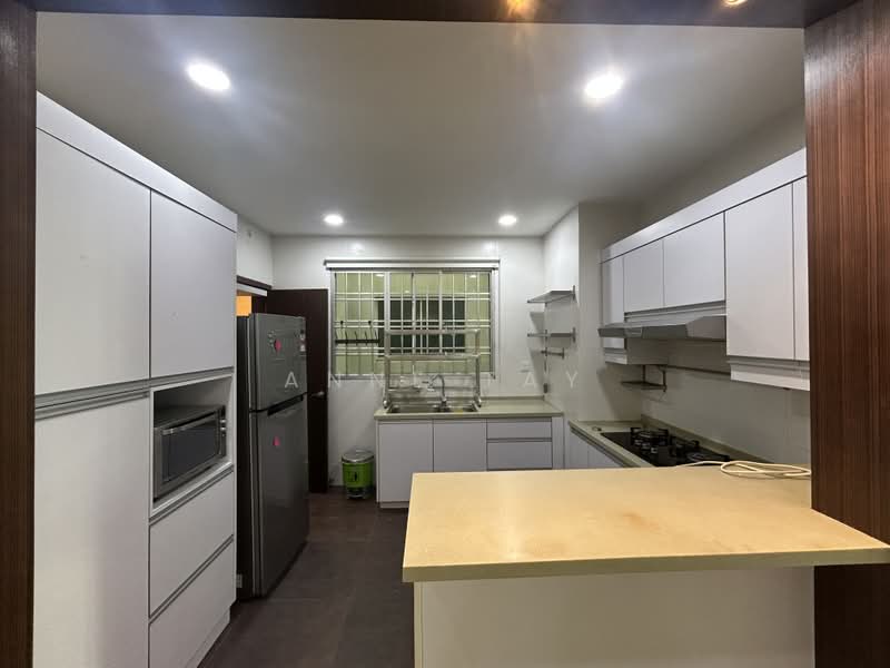 Condominium for Rent at Petrie Condominium - Anne Tay - Kitchen - PropertyGuru.com.my