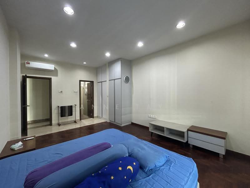 Condominium for Rent at Petrie Condominium - Anne Tay - Bedroom - PropertyGuru.com.my
