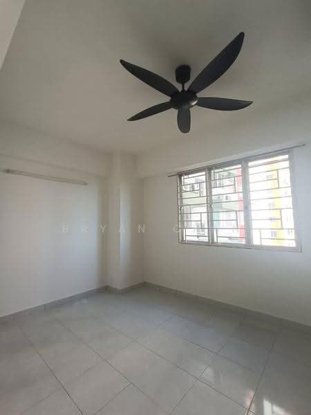 Kediaman Servis untuk Dijual di Main Place Residence - Bryan Chan - PropertyGuru.com.my