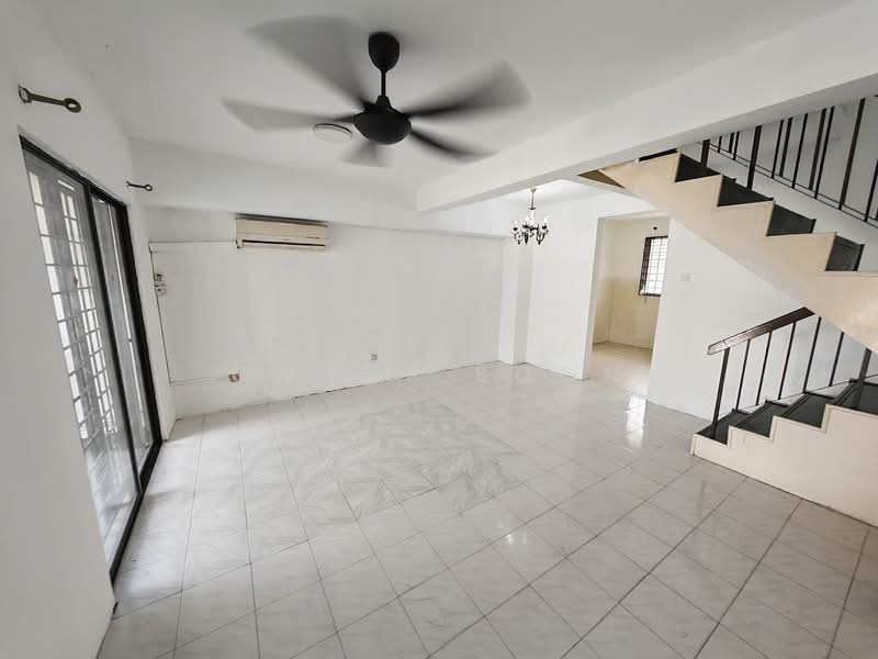 2-storey Terraced House for Sale in Cheras (Kuala Lumpur) - Candy Soon - Living Room - PropertyGuru.com.my