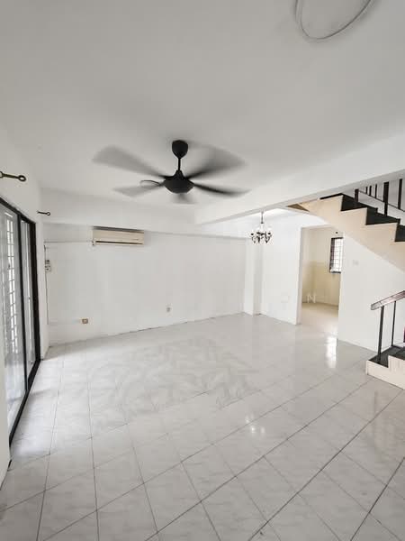 2-storey Terraced House for Sale in Cheras (Kuala Lumpur) - Candy Soon - Living Room - PropertyGuru.com.my
