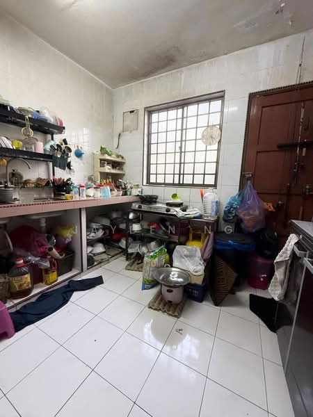 Rumah Teres 2 Tingkat untuk Dijual di Taman Desa Cemerlang (Ulu Tiram) - Jayden Ng - Kitchen - PropertyGuru.com.my