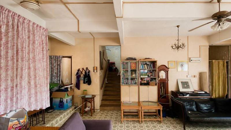 2-storey Terraced House for Sale in Taman Maluri (Cheras) - Mohd Aizat Saiful Bahri - Living Room - PropertyGuru.com.my