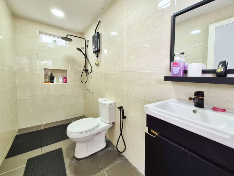 Bungalow House untuk Dijual di Seksyen 8 (Shah Alam) - Shaziery Iskandar - Bathroom - PropertyGuru.com.my
