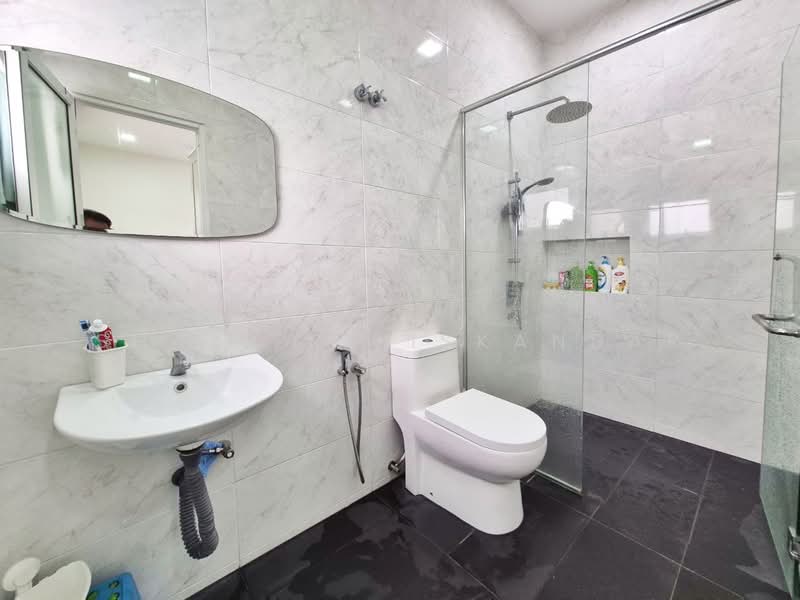Bungalow House untuk Dijual di Seksyen 8 (Shah Alam) - Shaziery Iskandar - Bathroom - PropertyGuru.com.my