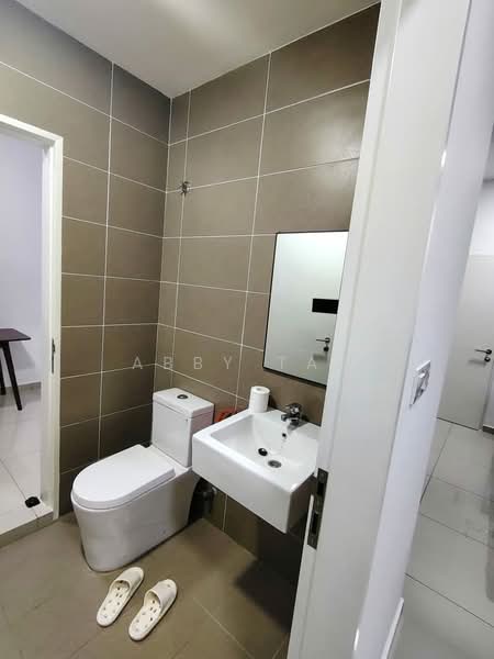 2-storey Terraced House for Rent in Bandar Sri Sendayan (Negeri Sembilan) - Abby Tan - Bathroom - PropertyGuru.com.my