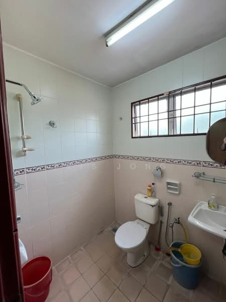 Rumah Teres 2.5 Tingkat untuk Dijual di Bandar Mahkota Cheras (Cheras) - Tris Jong - Bathroom - PropertyGuru.com.my